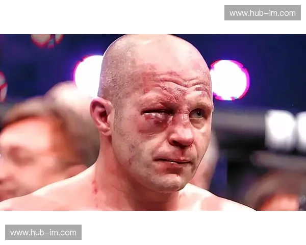 神坛陷落还是史诗落幕？菲多vs大脚：那一夜，格斗世界的信仰发出了碎裂声